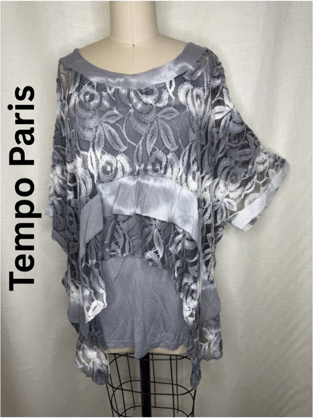 Tempo Paris Gray Lace Silk Blend Tunic Top Size S Boho Sheer Poncho NWT